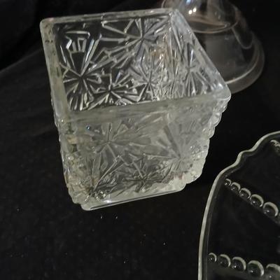 Vintage glassware - clear glass pedestal cake stand, crystal etched pedestal fruit centerpiece bowl, Federal Glass Columbia pattern clear...