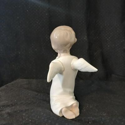 Lladró Angel Praying Figurine, model number 4538