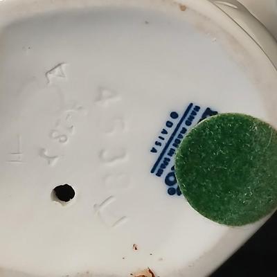 Lladró Angel Praying Figurine, model number 4538