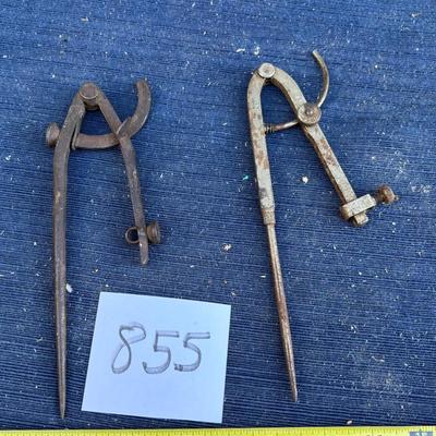 Antique Wing Dividers