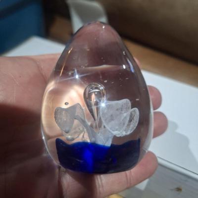 Sale Photo Thumbnail #6: blown glass paperweight, egg shape with cobalt blue and white flower