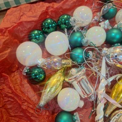 Sale Photo Thumbnail #17: these are the kind you might put on an 18 inch or smaller tree