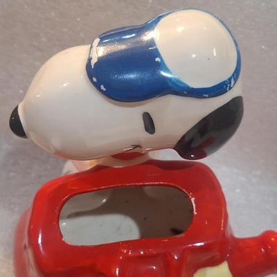 Sale Photo Thumbnail #38: not sure what it's purpose if. Too small to be a planter