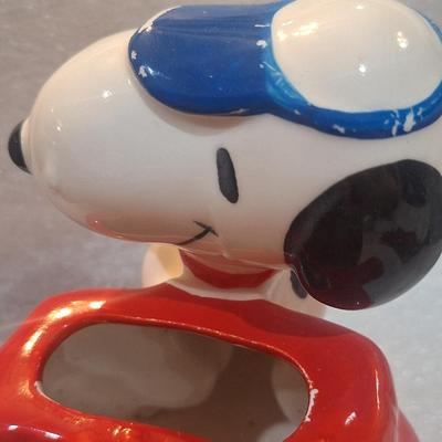 Sale Photo Thumbnail #33: not sure what it's purpose if. Too small to be a planter