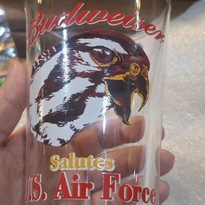 Sale Photo Thumbnail #101: 16 ounce beer glass features an eagle 