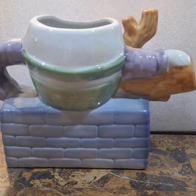 Sale Photo Thumbnail #126: lid is lost…but this would be a cute planter + for a small succulent that sits in a window.