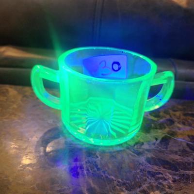Sale Photo Thumbnail #141: Vintage uranium glass sugar bowl