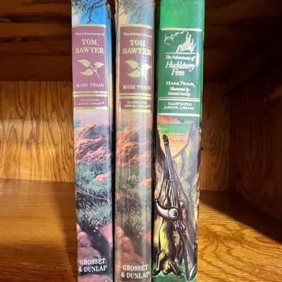 Children’s Books - Dr. Seuss & More Classics (BGB-RG)