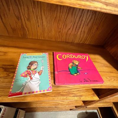 Children’s Books - Dr. Seuss & More Classics (BGB-RG)