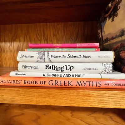 Children’s Books - Dr. Seuss & More Classics (BGB-RG)