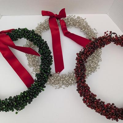 Set Of 3 Beaded Holiday Wreaths With Red Ribbon Bows Green Clear Red