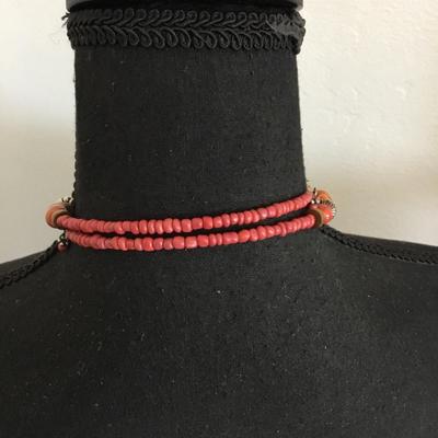 Super cute orange & red collar charm necklace