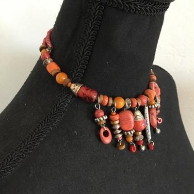 Super cute orange & red collar charm necklace