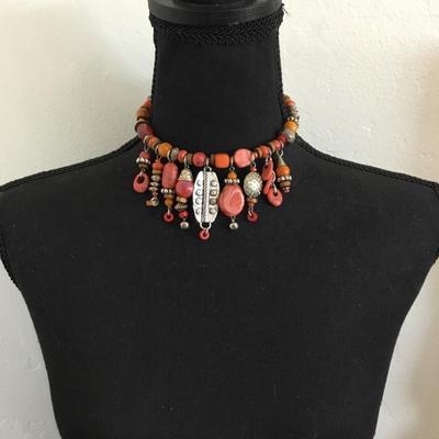 Super cute orange & red collar charm necklace