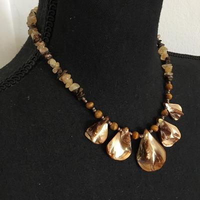 Beautiful iridescent Avalone, or mother of pearl teardrop shaped pieces necklace very beautiful