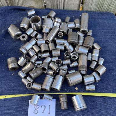 Socket Lot