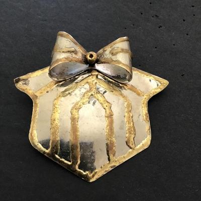 Vintage large Christmas brooch