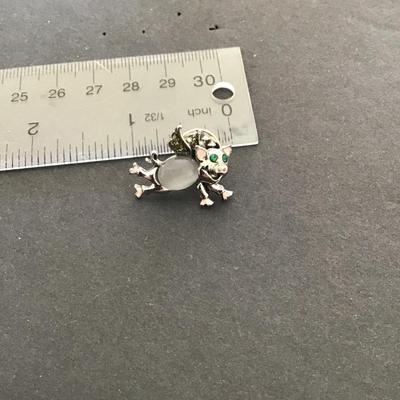 Very cute jelly belly flying pig lapel pin