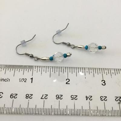 Beautiful Silvertone faceted glass or crystal bead dangle earrings