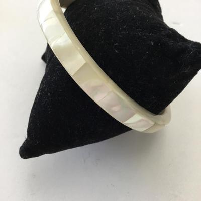 Beautiful vintage mother of pearl Shell inlay bracelet