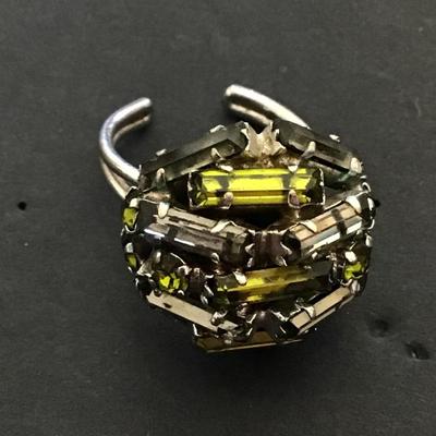 Vintage glass rhinestone expansion ring