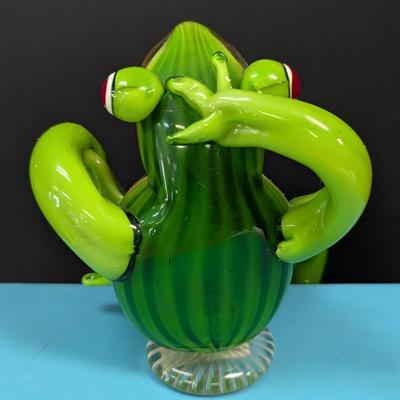 Studly Glass Frog Figurine By Lenox w/Box
