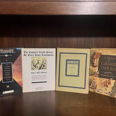 Sale Photo Thumbnail #38: A varied collection of music books and scores for piano and voice, ideal for performers, teachers, or collectors. Includes:
1️⃣ The New Best of Gospel: 100 Songs of Devotion – Hal Leonard (modern paperback, revised edition)
2️⃣ The Complete Lord