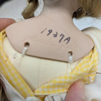 Anne Porcelain Doll Georgetown Gabriele Braun "A House Just For Me" & Yolanda Bella Doll