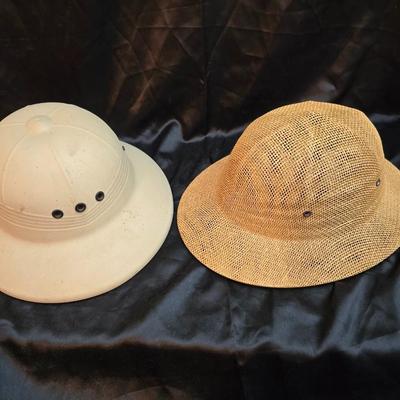 Brookstone safari straw hat and a Vintage pith helmet, safari Hat, Men's Hat, 1950s fashion