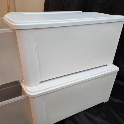 Plastic drawered storage containers (1 of 2)