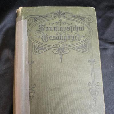 Wooden R& B bookends with a collection of vintage books - Five little peppers at school, Colorado, and an antique German Sunday...