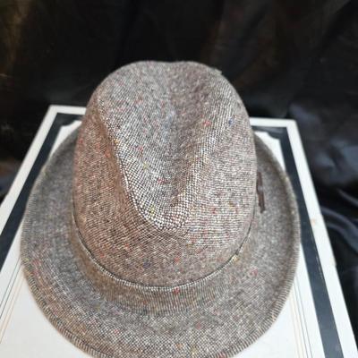Vtg Custom Made Bee Hat Men's tweed Fedora