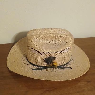 Resistol Straw Cowboy hat - 71/4 W5767 Cattlemen