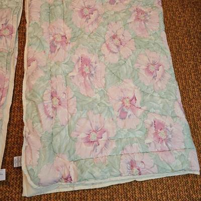 Pair of vintage Martex "Beau Rivage" full/queen comforter featuring a large-scale floral print with pink and green poppies.