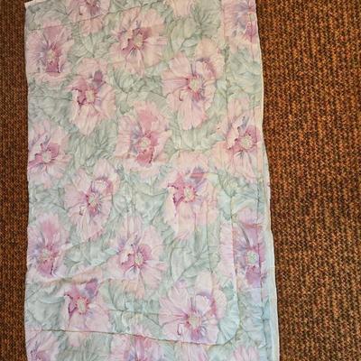 Pair of vintage Martex "Beau Rivage" full/queen comforter featuring a large-scale floral print with pink and green poppies.