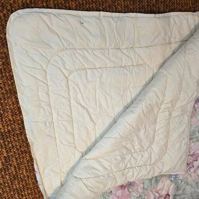 Pair of vintage Martex "Beau Rivage" full/queen comforter featuring a large-scale floral print with pink and green poppies.