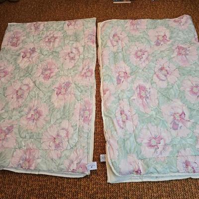 Pair of vintage Martex "Beau Rivage" full/queen comforter featuring a large-scale floral print with pink and green poppies.