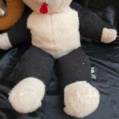 Vintage plush animals including Rushton - Daisy Belle Cow, with Rubber Face and Udders, 1975 Dakin Elbert the Bighorn sheep, Black &...