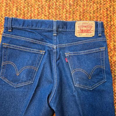 Two pairs of like new without tags Levis Jeans size 36 x 30 Red leather tag Levi's 517 bootcut jeans & Brown leather tag classic...