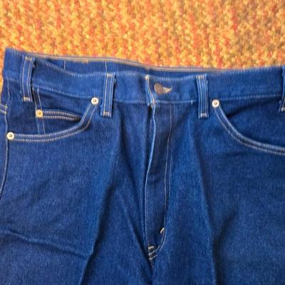 Two pairs of like new without tags Levis Jeans size 36 x 30 Red leather tag Levi's 517 bootcut jeans & Brown leather tag classic...