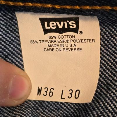 Two pairs of like new without tags Levis Jeans size 36 x 30 Red leather tag Levi's 517 bootcut jeans & Brown leather tag classic...
