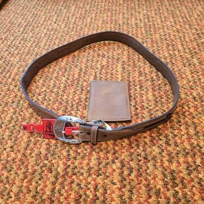 Brand new Justin style C10817 Size 40 bealt with barbed wire leather inlay and a brown Agland wallet