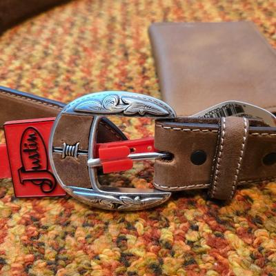 Brand new Justin style C10817 Size 40 bealt with barbed wire leather inlay and a brown Agland wallet