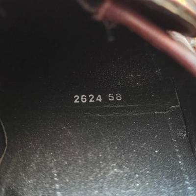 5 Pairs of Men's Size 9 & 9.5 dress shoes with shoe stretchers Florsheim - Sas -