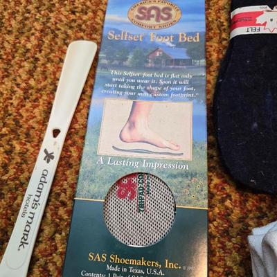 Men's socks - New and like new with a collection of Handkerchiefs