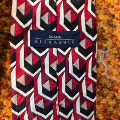 Collection of Men's neckties - Daybrooke - Danielli - Gant - Otis Bros and more with a hanger