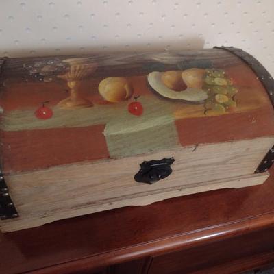 Wood Camel Back Storage Chest with Painted Lid