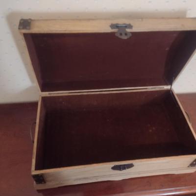 Wood Camel Back Storage Chest with Painted Lid