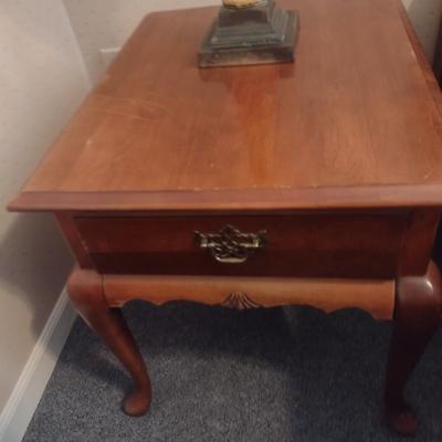 Broyhill Queen Anne Style Side Table Choice B