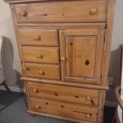 Pine Wood Wardrobe Dresser